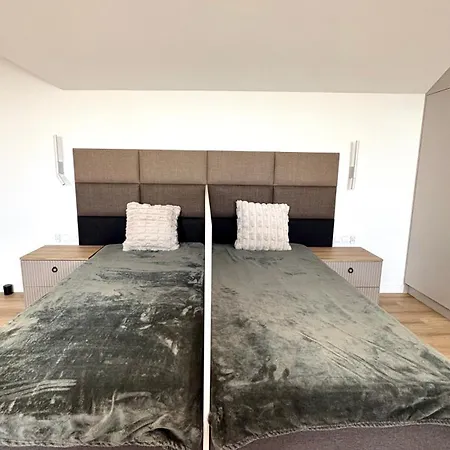 Homerentals - Reja - 5os, Spokoj, Widok Na Park Lejlighed *